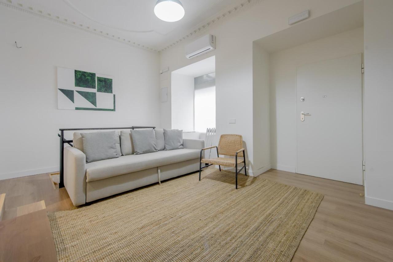 דירות מדריד Modern Apt & Cool Interior Design En El Retiro מראה חיצוני תמונה